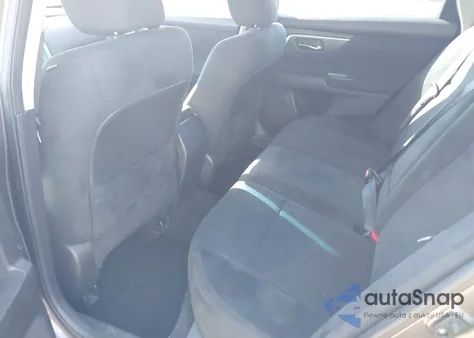 2015 Nissan Altima 2.5 S z USA, uszkodzony, nr VIN 1N4AL3AP9FN354741